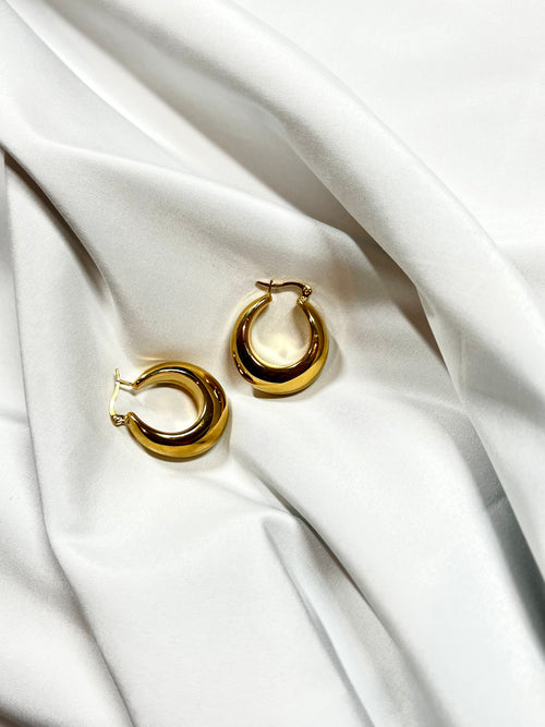 THICK MEDIUM HOOPS EARRING