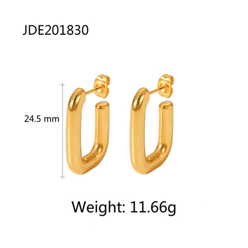 SQUARED C EARRINGS